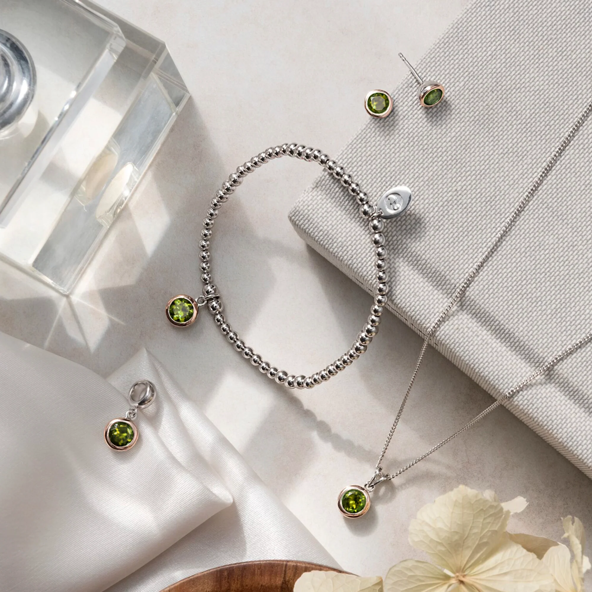 August Birthstone Silver and Peridot Earrings - Image 2